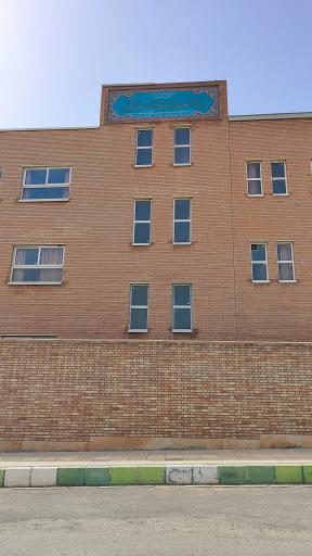 عکس دبیرستان دخترانه فرزانه فتحی باغبادران