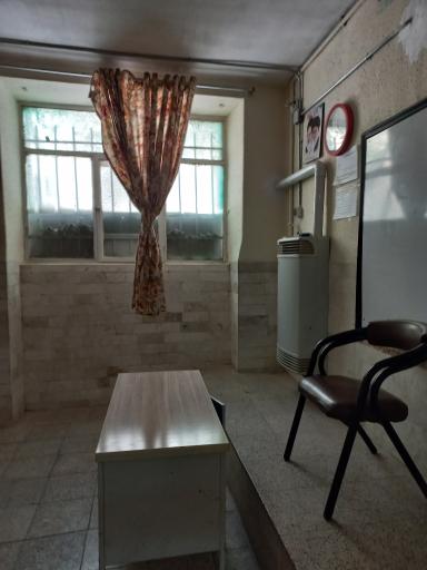 عکس مدرسه دخترانه استقلال