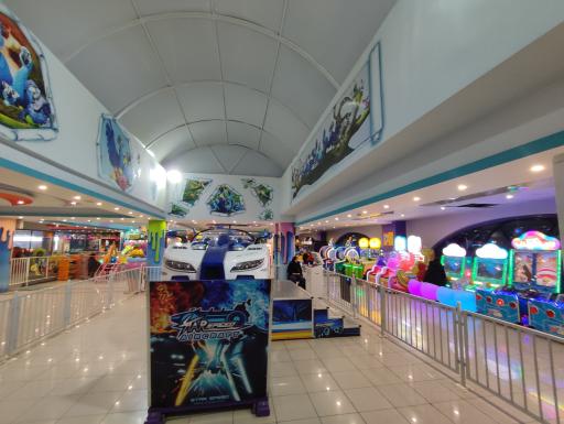 عکس شهربازی هایپرلند