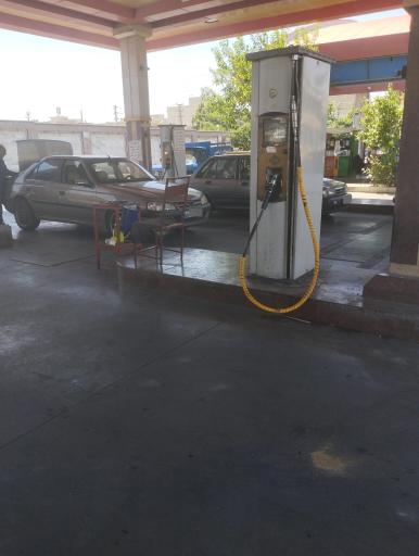 عکس جایگاه سوخت البرز (CNG و بنزین)