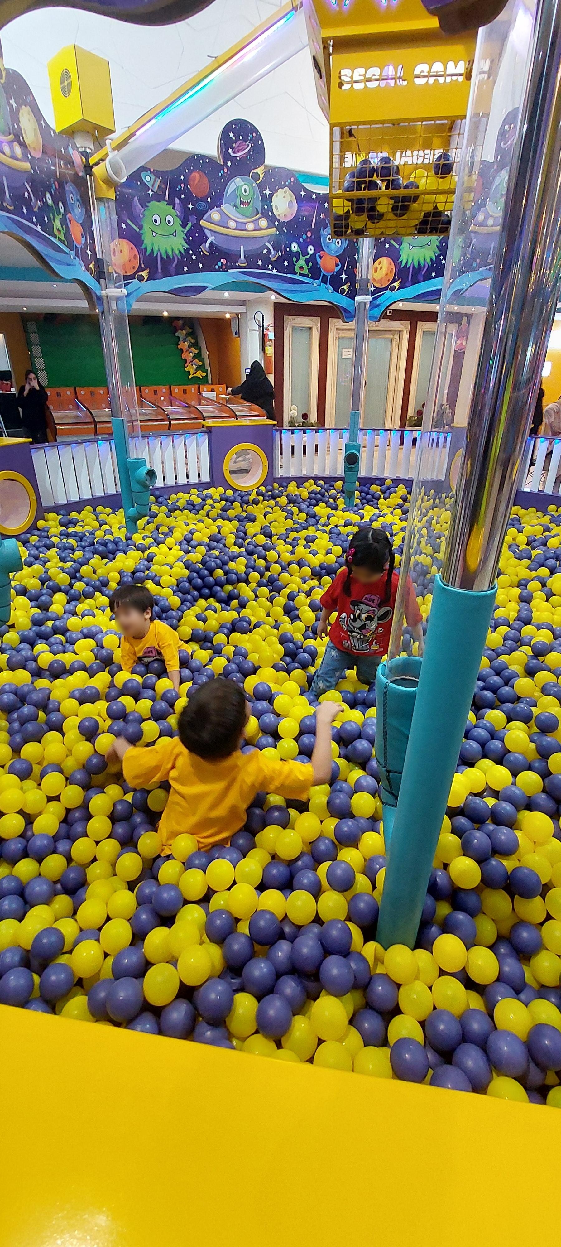 عکس شهربازی هایپرلند