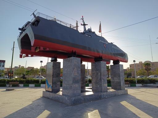 عکس تنديس كشتي شهيد سليماني