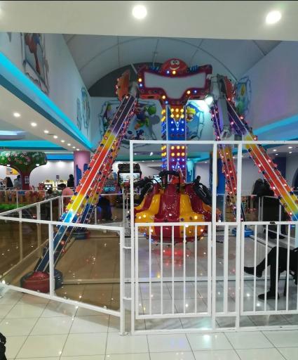 عکس شهربازی هایپرلند