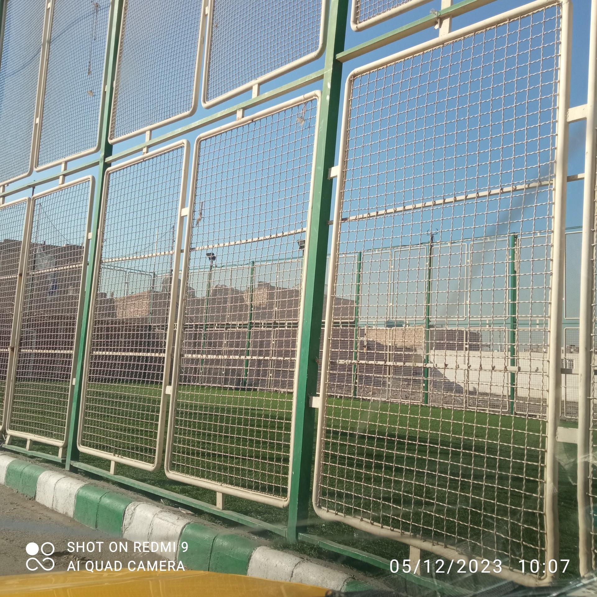 عکس زمین چمن مصنوعی روباز