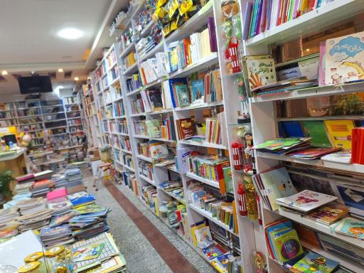 عکس کتابفروشی کتابکده