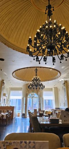 عکس رستوران چلو گوشت درویشی