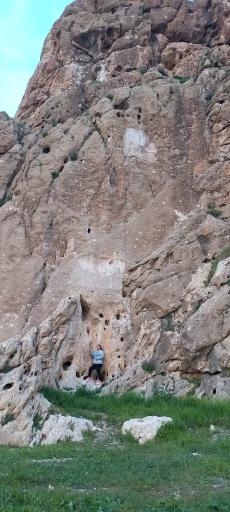 عکس سنگ نگاره آنوبانینی