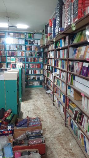 عکس شهر کتاب فرهنگیان (رضاپور)