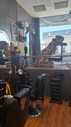 عکس آرایشگاه رفقای خوب