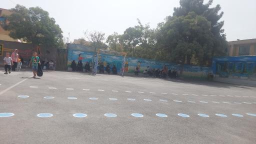 عکس دبستان حکمت