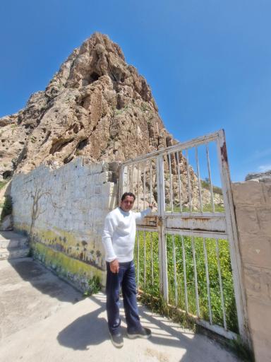 عکس سنگ نگاره آنوبانینی