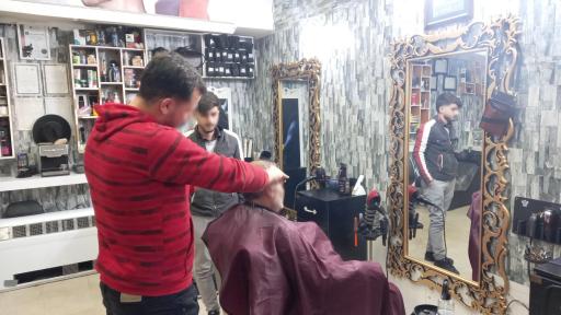 آرایشگاه رفقای خوب