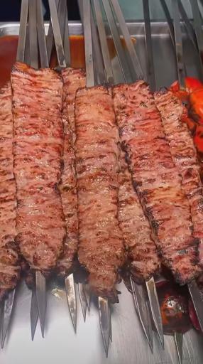 عکس چلوکبابی پارسیان 