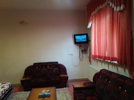 عکس خانه معلم دماوند (روح افزا)