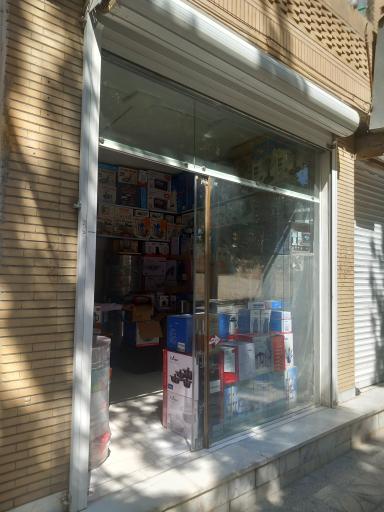 عکس لوازم خانگی حاج کریم نظری