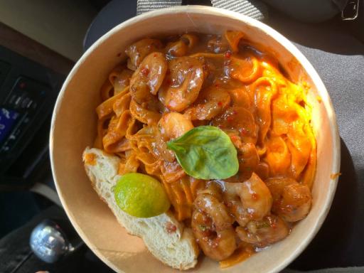 عکس پاستای دست‌ ساز پاساتا