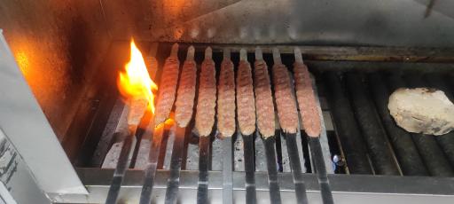 عکس کافه رستوران سناتور