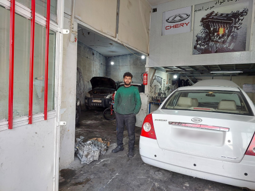 عکس تعمیرگاه خودروهای چینی جواد