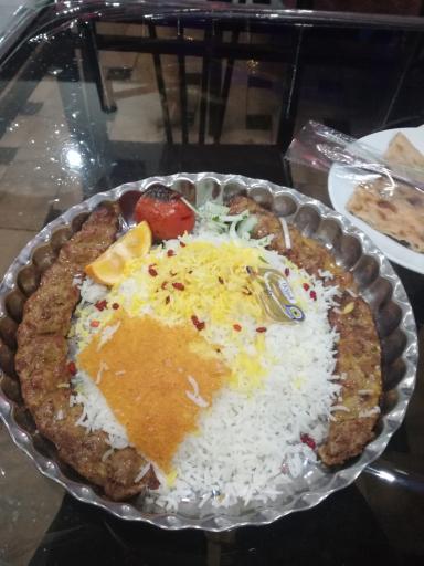 عکس رستوران سپهر شاندیز