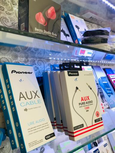 عکس خدمات موبایل آلما علی حاتمی