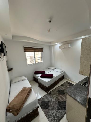  مهمانپذیر هشتمین خورشید