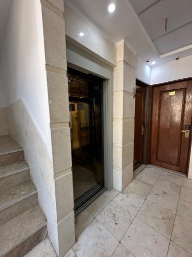  مهمانپذیر هشتمین خورشید