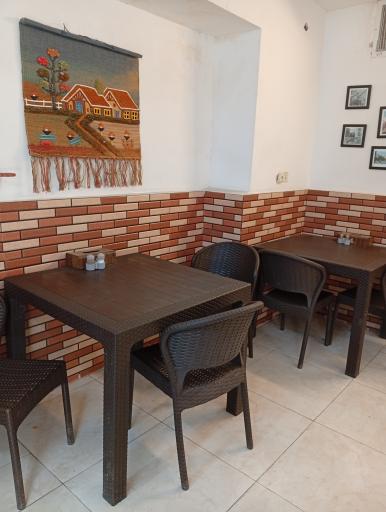 عکس کافه غذا خانگی سرتی