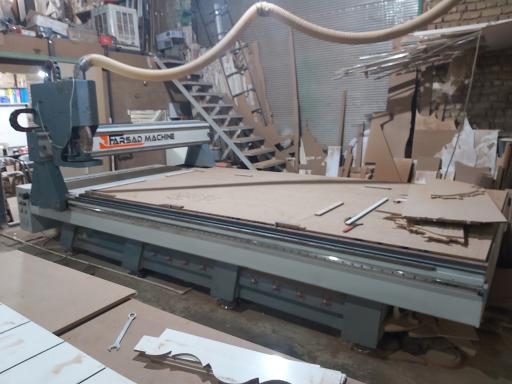 عکس خدمات برش پی وی سی و وکیوم آقاجانی