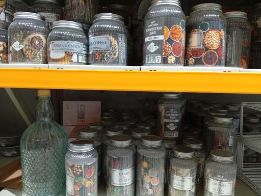 عکس فروشگاه لوازم خانگی غلامی