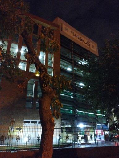 عکس پارکینگ طبقاتی بیمارستان امام رضا