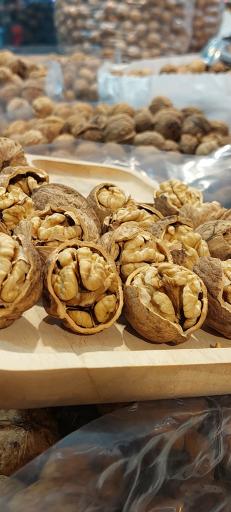 عکس آجیل و گردو سرای یزدان