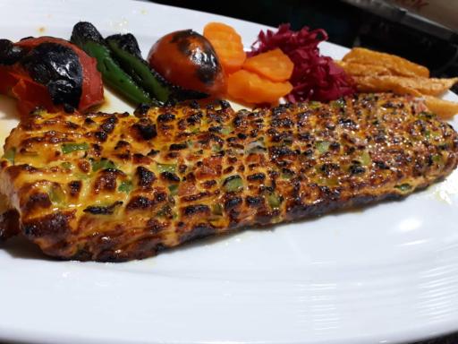 عکس رستوران بختیاریها