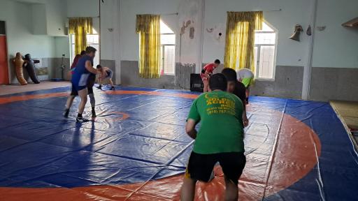 عکس سالن کشتی پوریای‌ ولی