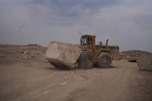 عکس کارخانه سنگبری 2000