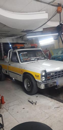 عکس تعمیرگاه تخصصی اتومبیل پویا