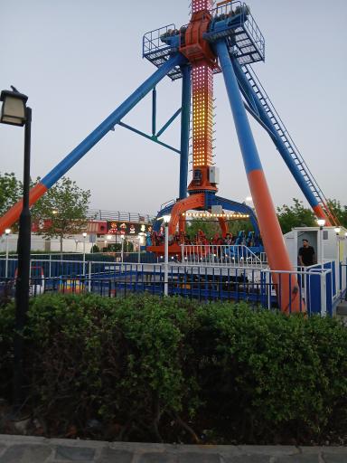 سرزمین هیجان انگیز دریاچه چیتگر