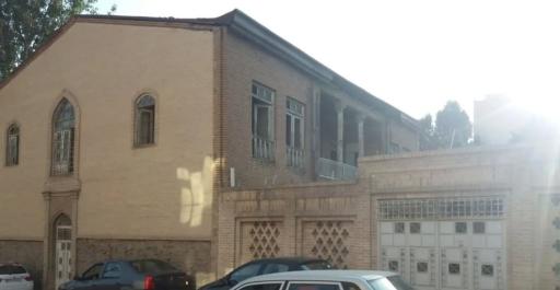 عکس عمارت تاریخی نایینی ها