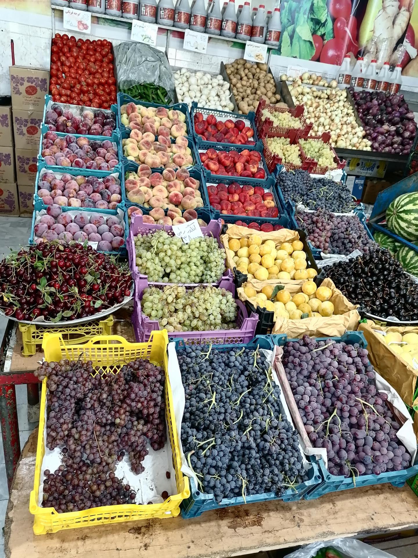 عکس سوپر میوه سیب سرخ