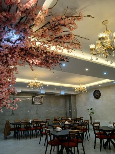 عکس رستوران و مجموعه پذیرایی ترکان