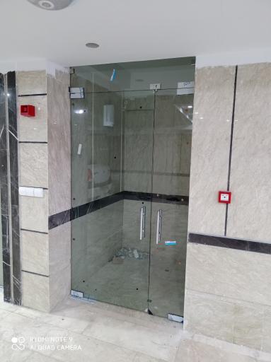 عکس شیشه و آینه  امیر