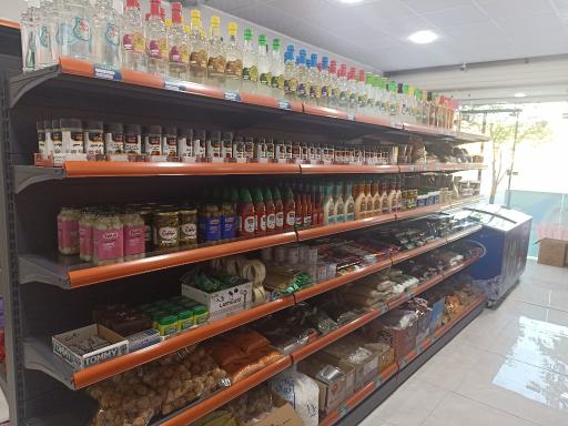 عکس هایپر مارکت برکت