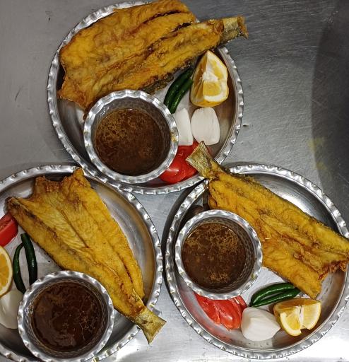 عکس رستوران و بیرون بر کاکو