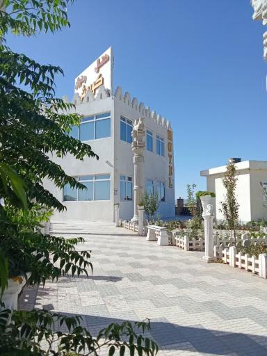 عکس هتل و رستوران کوروش