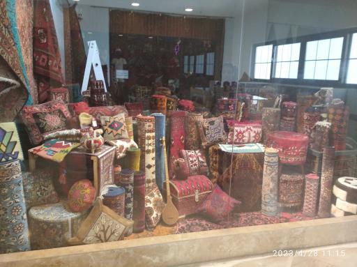 عکس مجتمع تجاری ابریشم