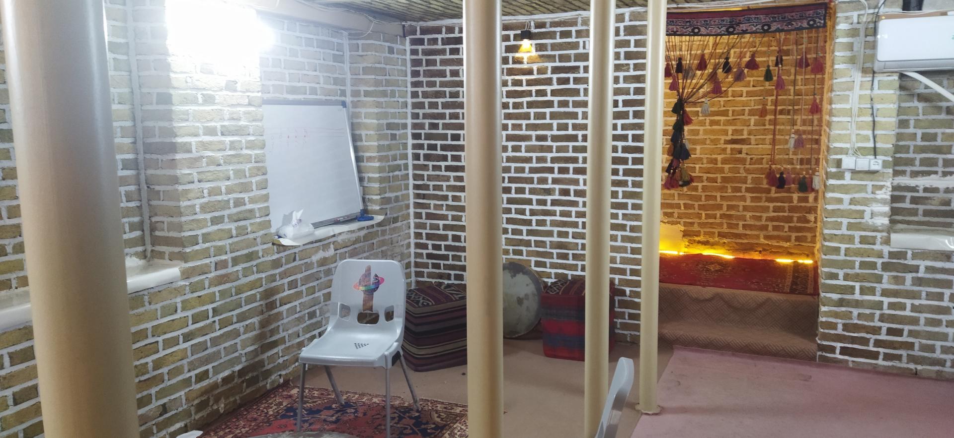 عکس آموزشگاه موسیقی صوت ققنوس