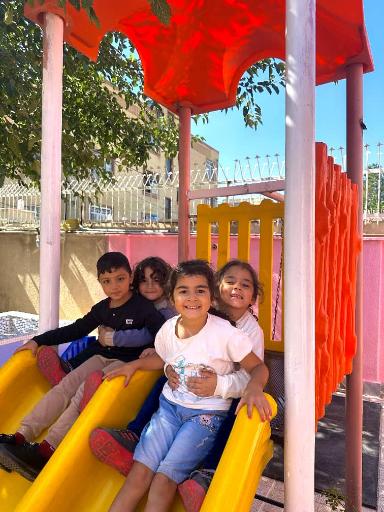 عکس مهد و پیش دبستانی لبخند