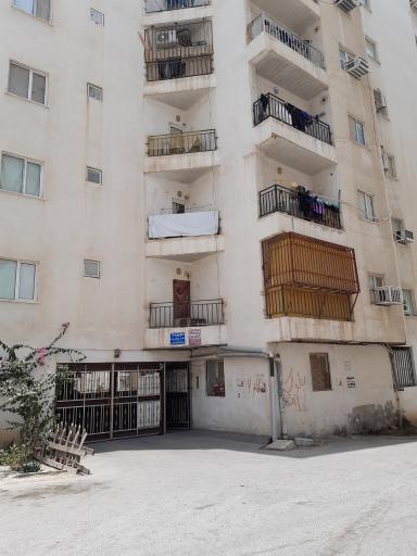 عکس مجتمع مسکونی هنگام بلوک ۱۷