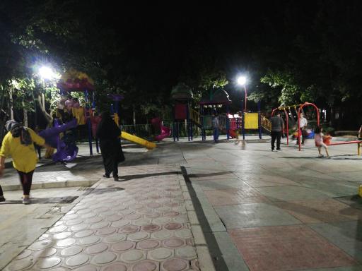 عکس زمین بازی کودکان