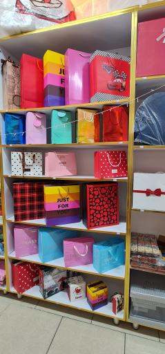 عکس فروشگاه تم تولد، لوازم قنادی و ظروف یکبار مصرف شاپرک