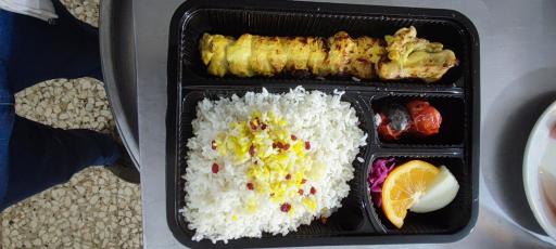 عکس رستوران و گلخانه  سفیر سبز